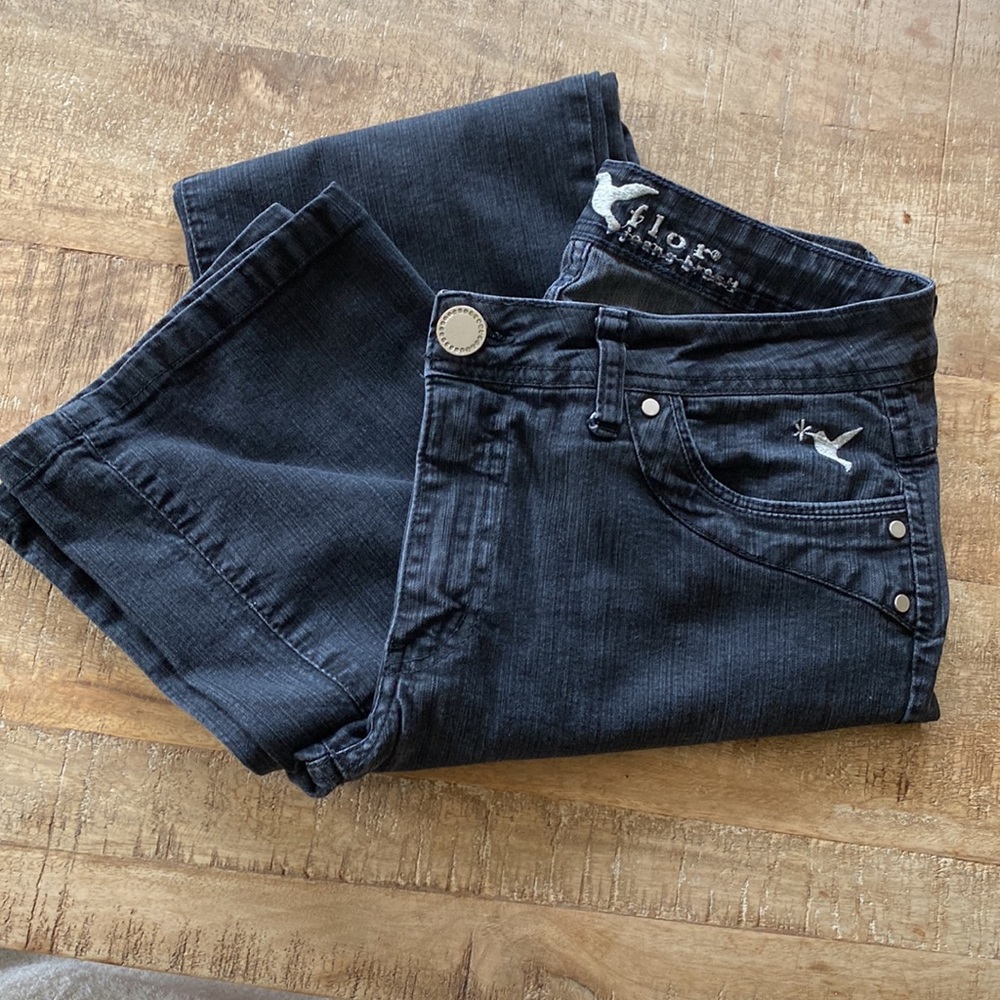 Bruja Flor jeans in great shape 5 pocket